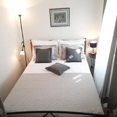 Luxury Mansarda Duplex - Centre - Stone House דירה ספליט