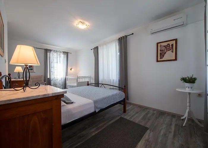 Apartment Luxury Mansarda Duplex - Centre - Stone House