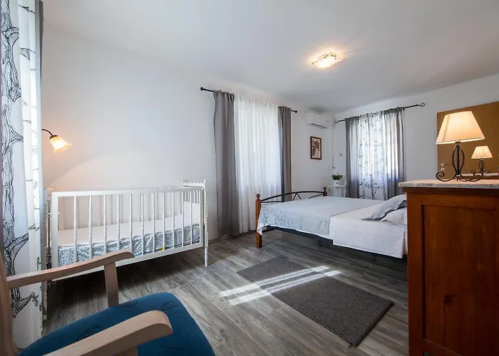 Luxury Mansarda Duplex - Centre - Stone House Apartment Split